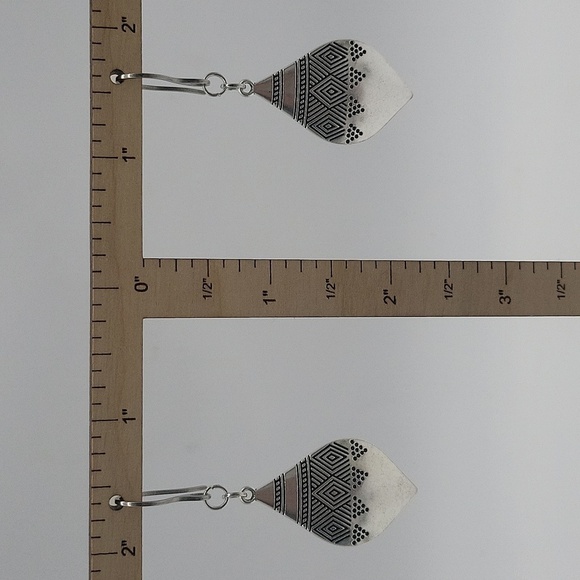 1863- Handmade Geometric Dangle Earrings NWT - Picture 5 of 7